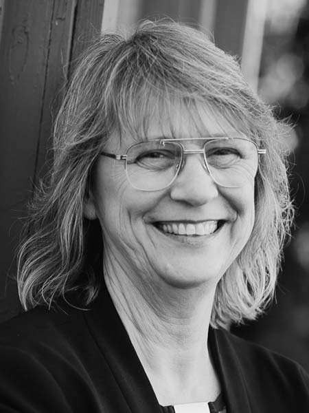 Leanne Guier